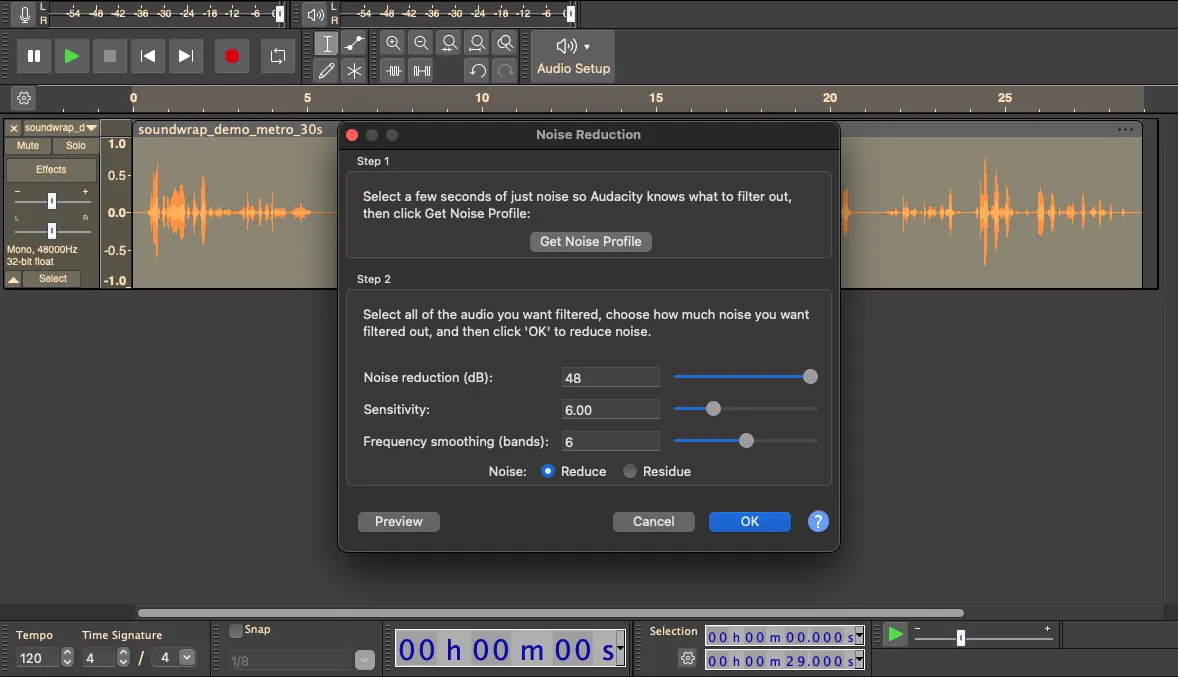 Audacity window with the metro waveform and the noise reduction settings dialog
